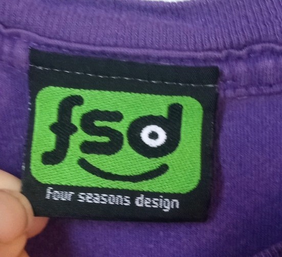 Four Seasons Design T Shirts Men&rsquo;s Small Purple