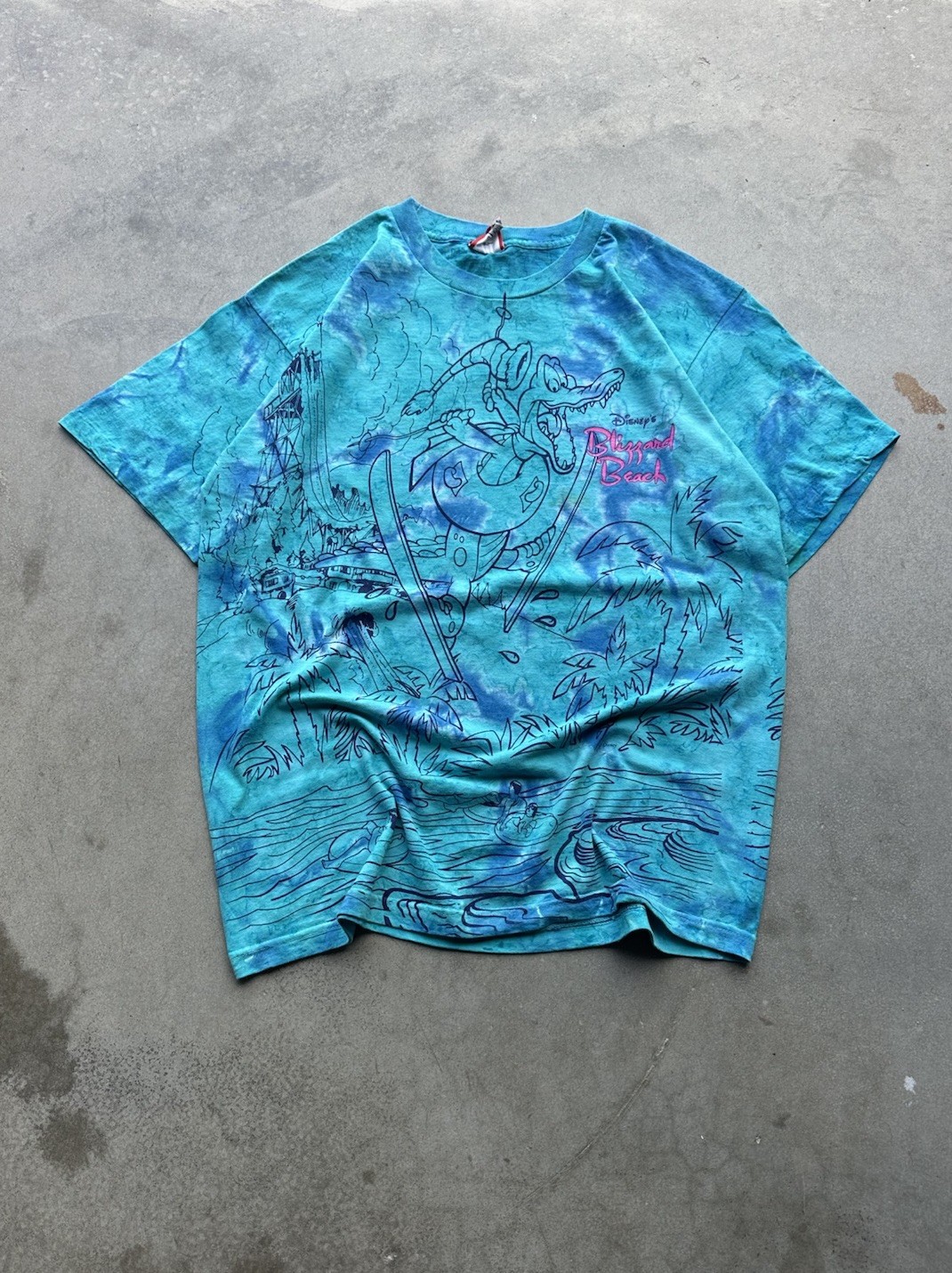 Vintage 90’s Disney Blizzard Beach All-Over Print Tie-dye Blue Size XL