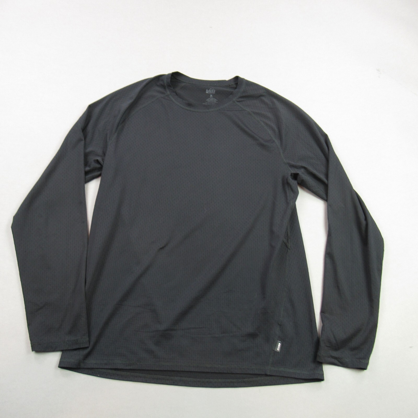 REI Shirt Mens Medium Long Sleeve Crew Neck Black Stretch Lightweight Workout
