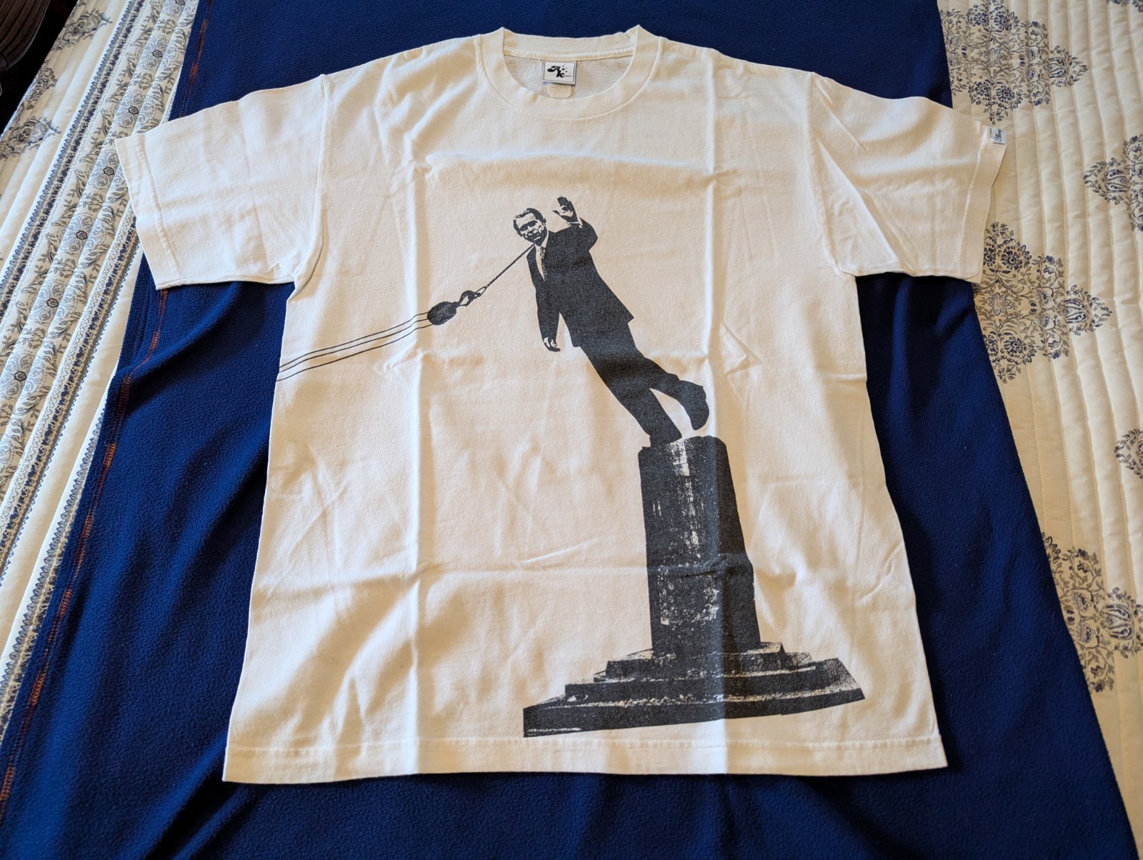 George W. Bush T-Shirt by Akomplice Large White Iraq War Saddam Iran War