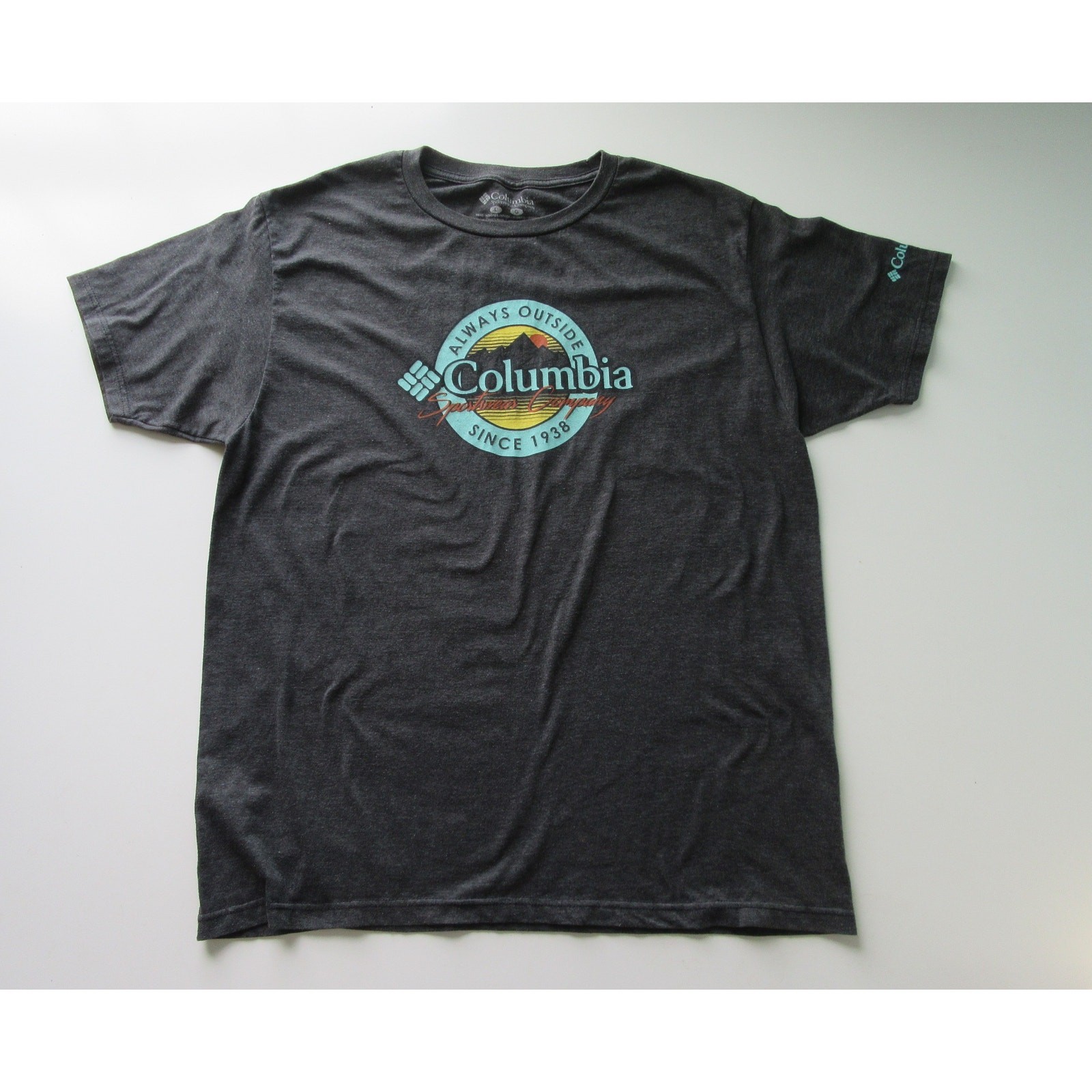 Columbia Dark Gray Men&rsquo;s Logo Short Sleeve Tee Shirt Large