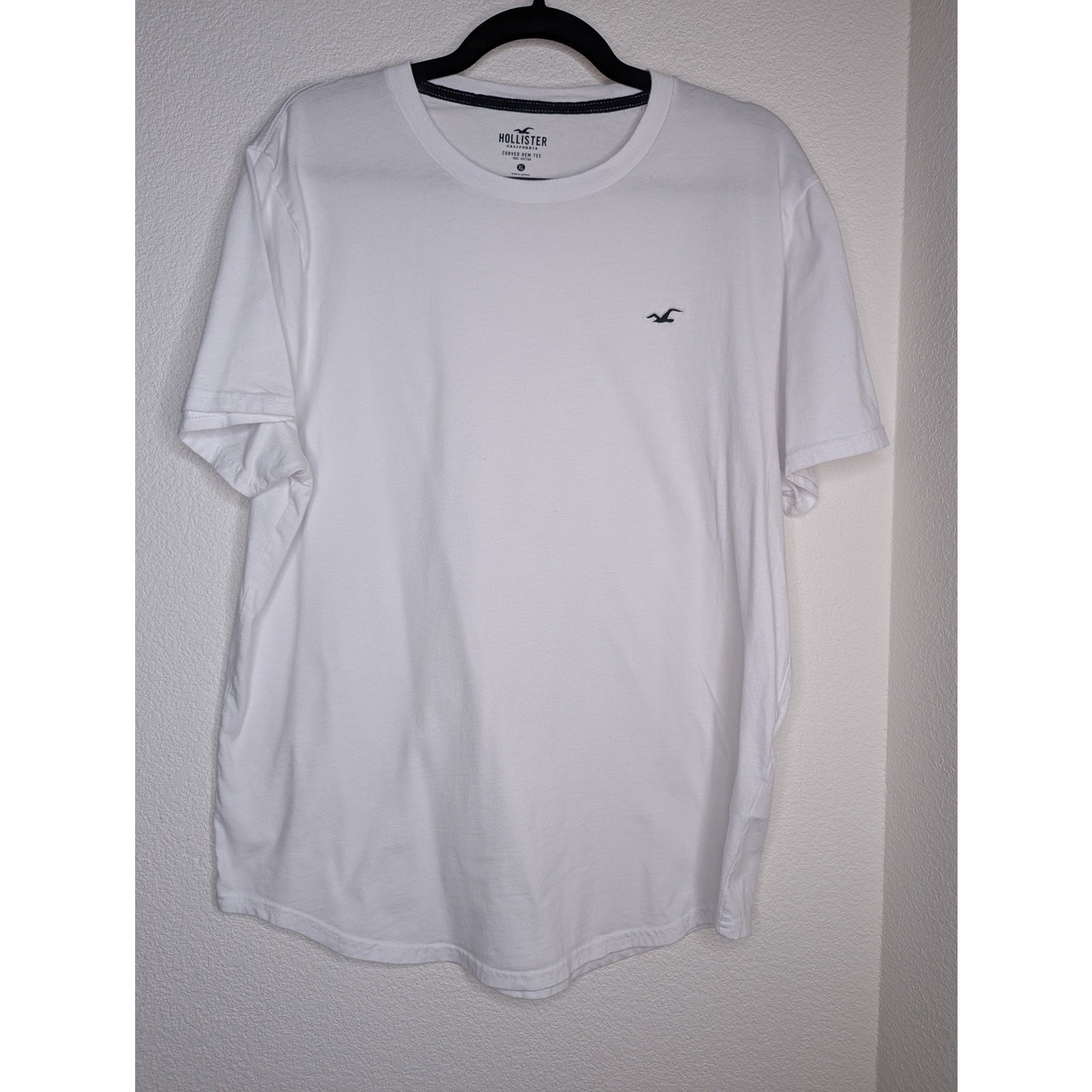 Hollister Men&rsquo;s Crewneck White Tee XL Cotton Preppy Beach Summer Casual Travel