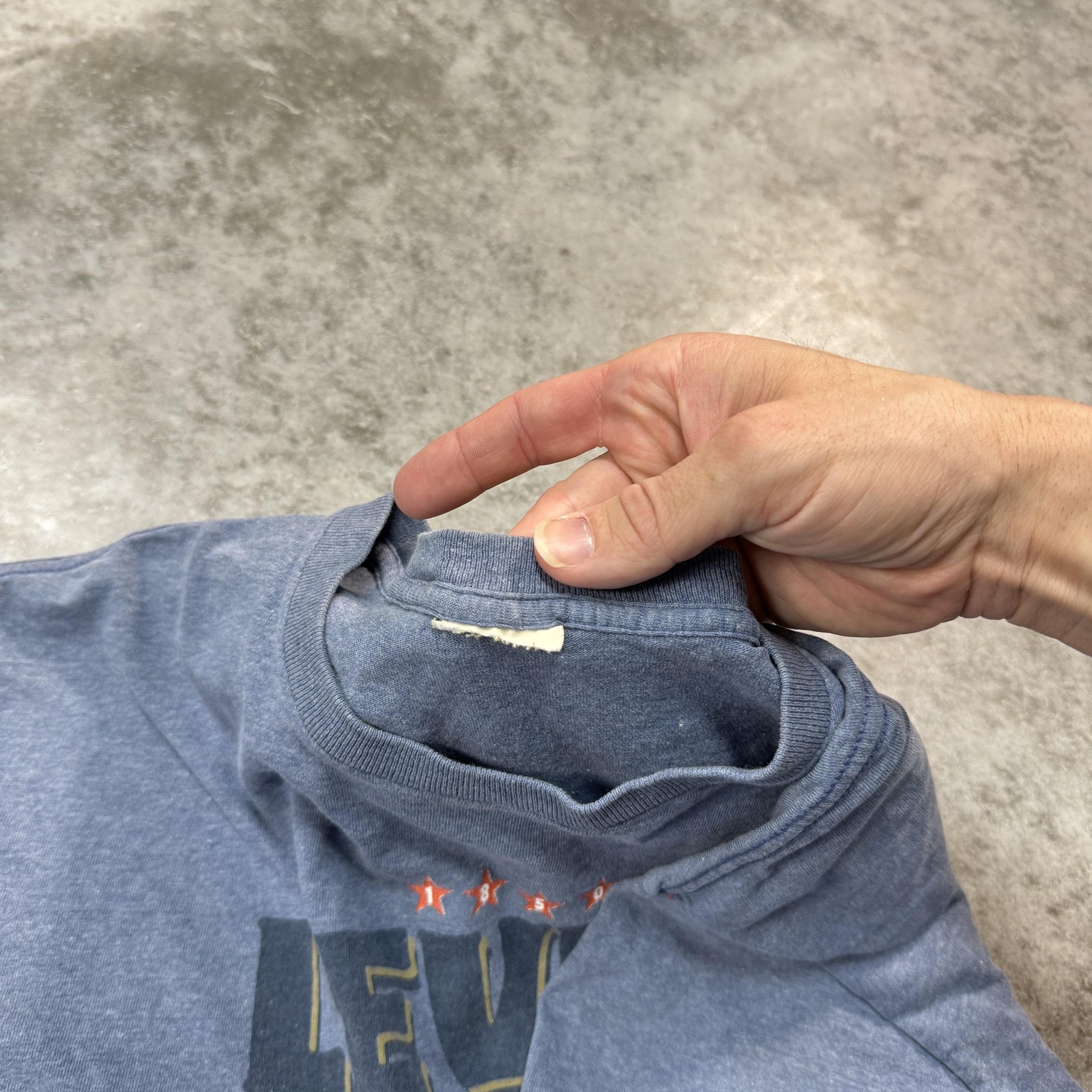 Levis Shirt Mens Extra Large Blue Graphic Tee Original Authentic Blue Jeans Logo