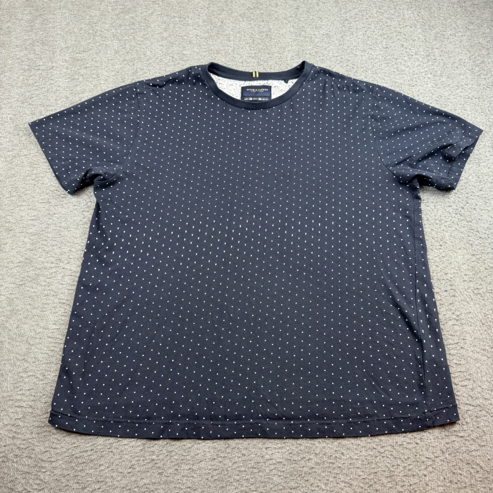 Denim & Flower Ricky Singh T-Shirt Men&rsquo;s Large Navy Blue Polka Dot Short Sleeve