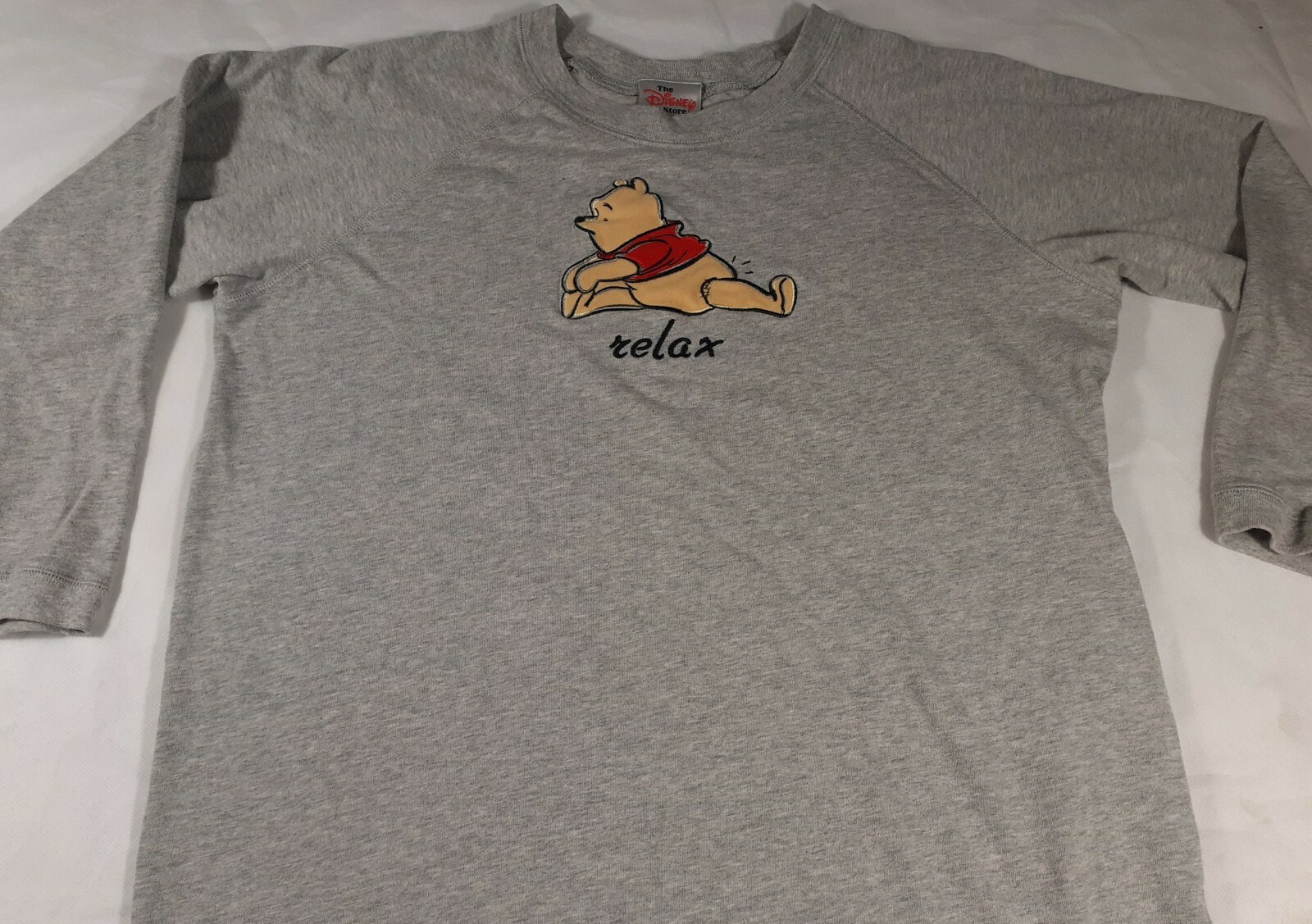 The Disney Store Men&rsquo;s Gray Half Sleeve T-Shirt Size Medium Winnie the Pooh