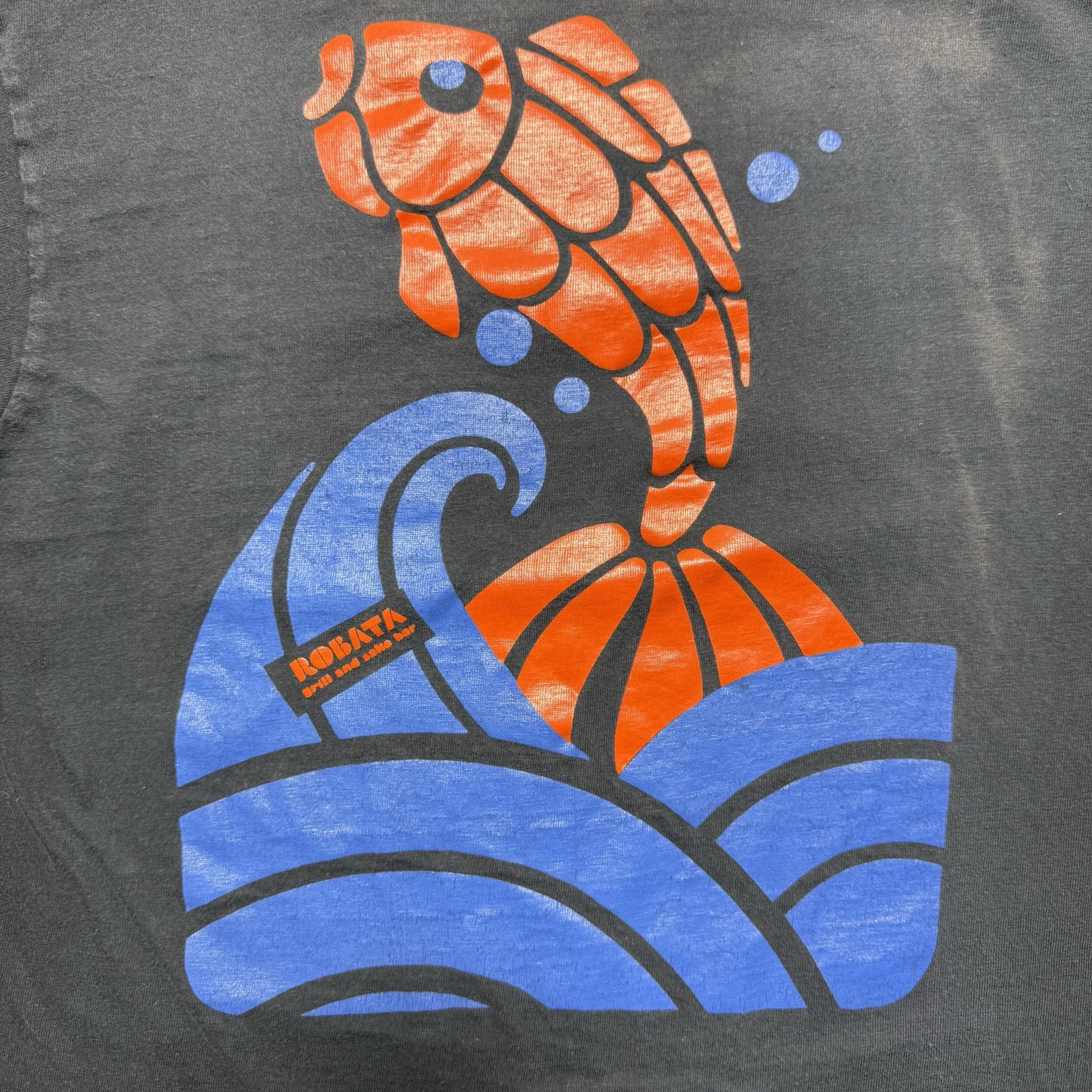Vintage 80s Robata Grill And Sake Bar Abstract Koi Fish Art Shirt Size Medium