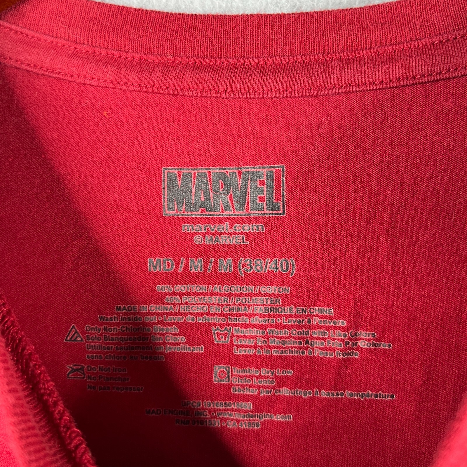 Marvel Deadpool Graphic Print Long SLeeve Shirt Medium Riding Unicorn Pullover