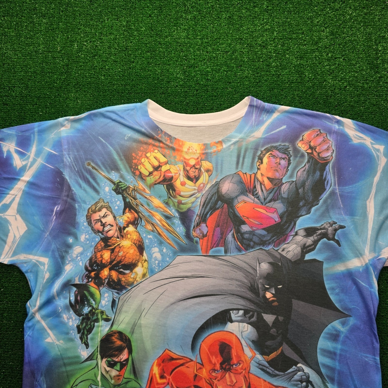 DC Comics Justice League Tshirt Mens Large Superman Batman Flash Green Lantern