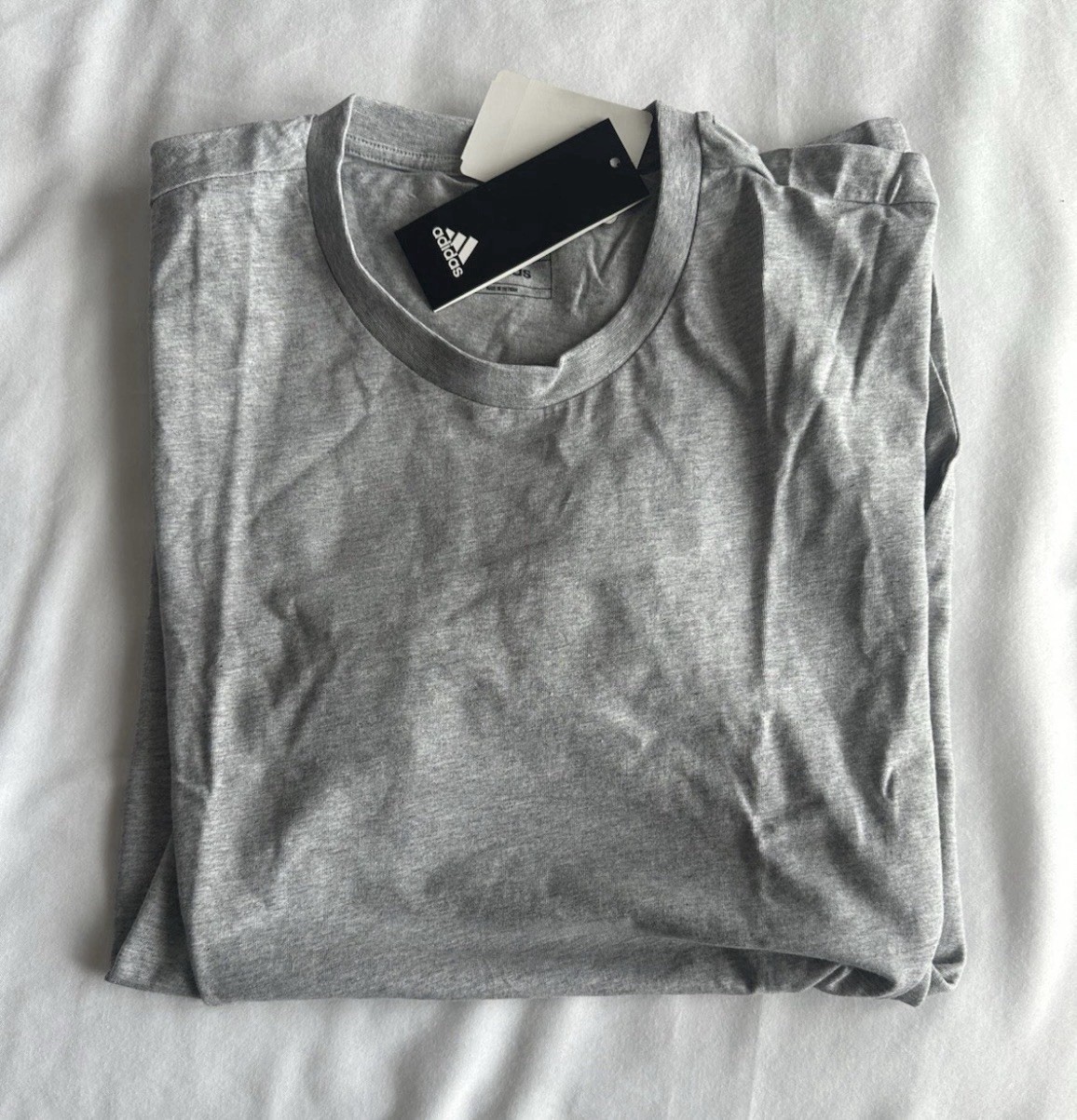 Adidas Fresh Short Sleeve Shirt Mens Tee Logo Back Gray X-Large New tags In Bag