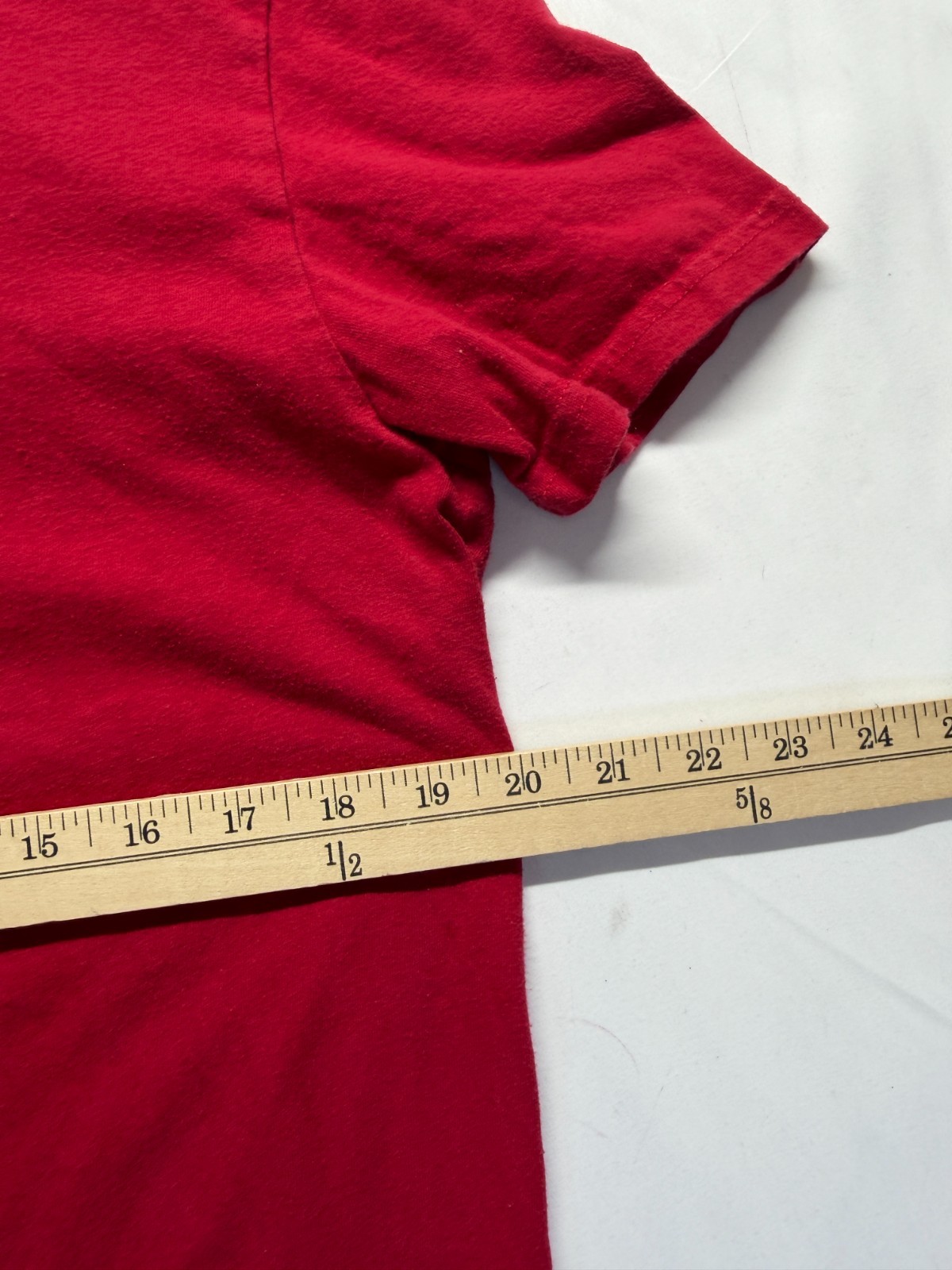 Hollister Must Have Collection T Shirt Mens Medium Red Cotton Embroidered Logo