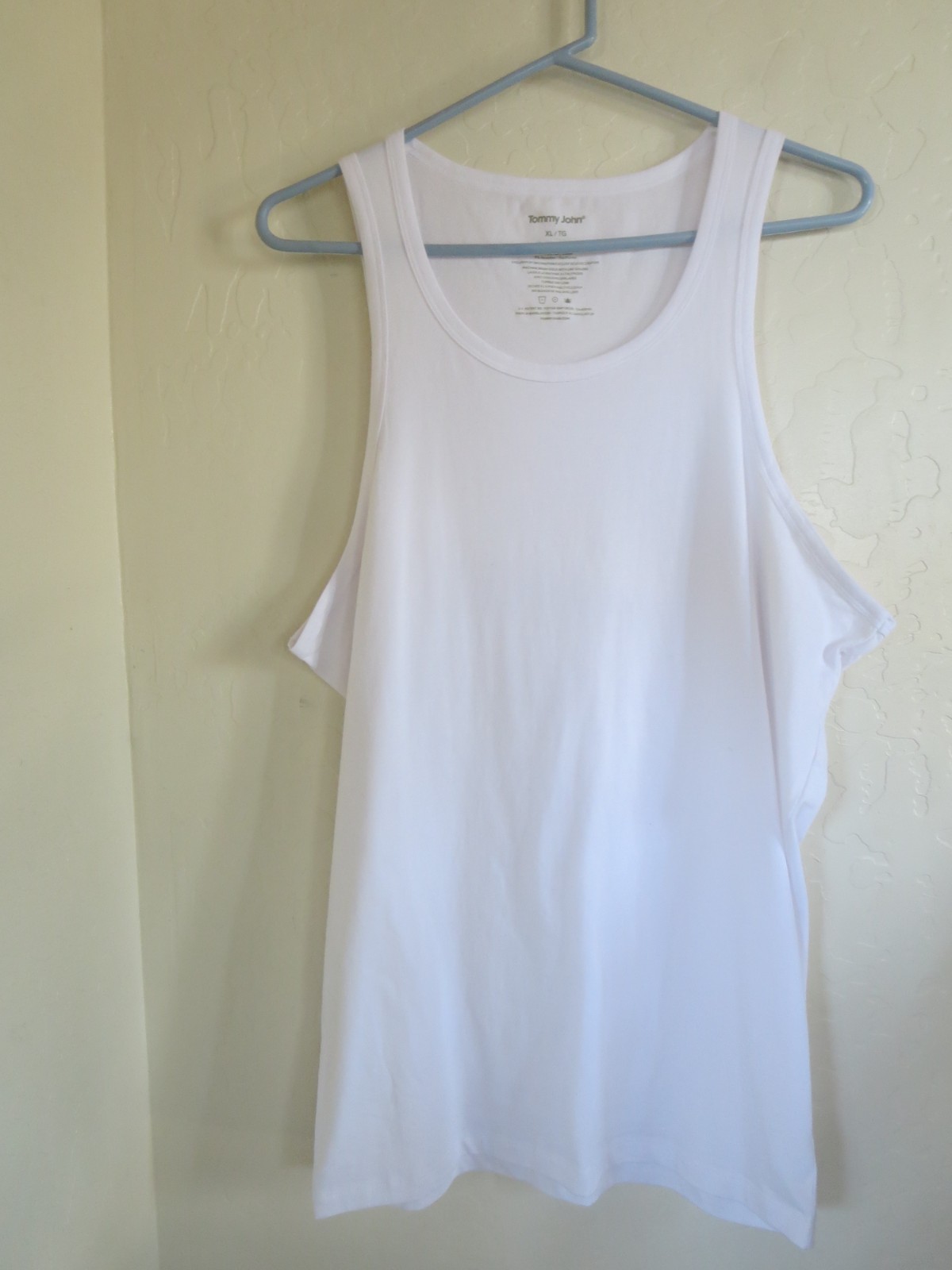 TOMMY JOHN MEN&rsquo;S COTTON BASIC SLEEVELESS UNDER SHIRT TANK, WHITE, XL, NWOT