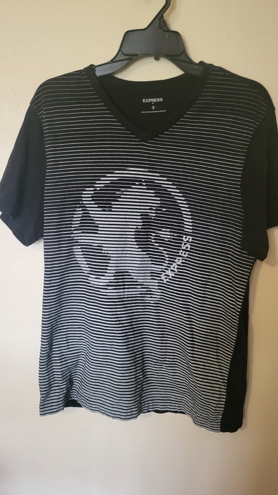 Express unisex sz M t shirt black stripe logo cap sleeve causal night out 27 in