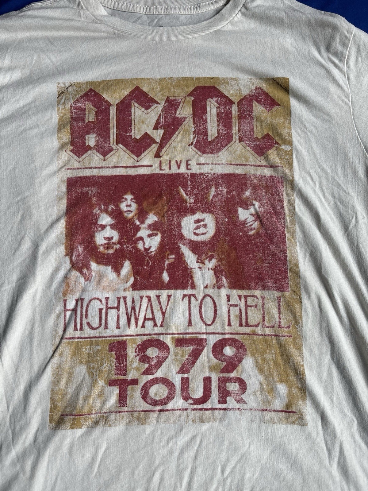 AC/DC Graphic T-Shirt Mens Large Cream Highway To Hell 1979 Tour Rock Band Tee