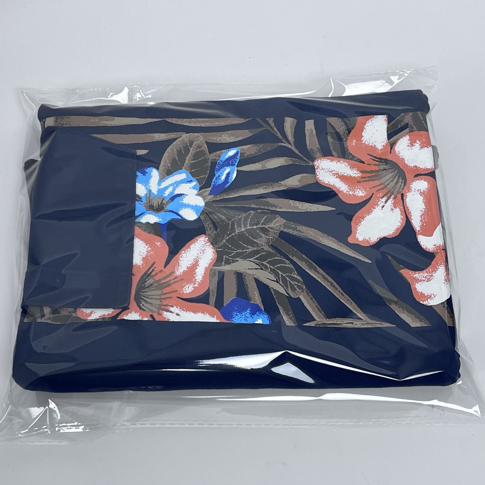 Lands End Super-T Men&rsquo;s Cotton Hawaiian Print Colorblock Pocket Tee Size XL