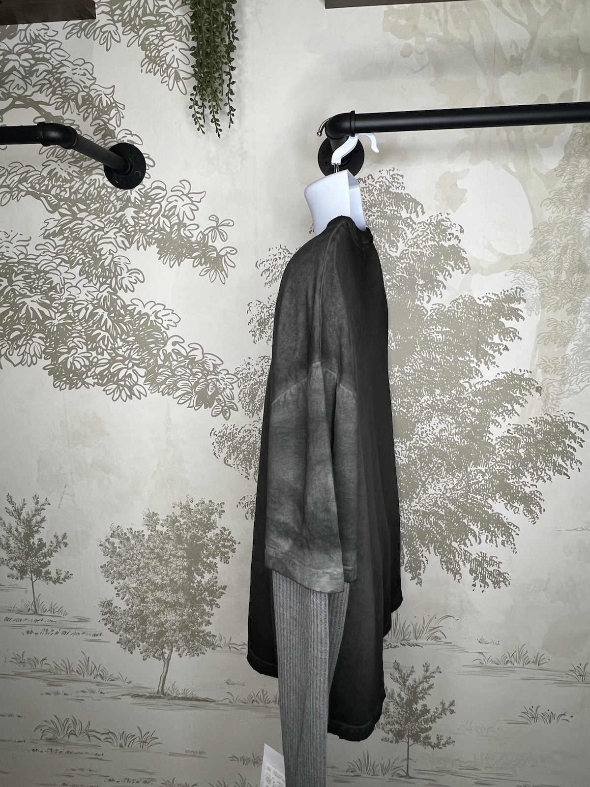 YOUNGLA Rare! SAMPLE PROTO. Size M Long Sleeve YP8044 Brand New Black/Oil Wash