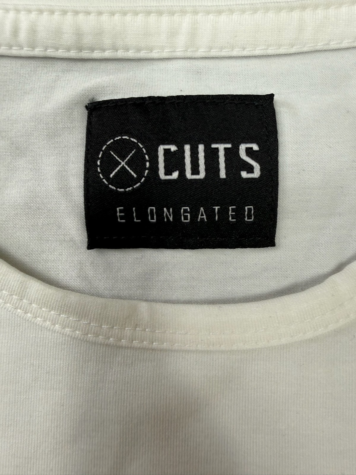 Cuts Clothing Long Sleeve Crew Elongated Fit Curve-Hem T-Shirt Mens Medium White