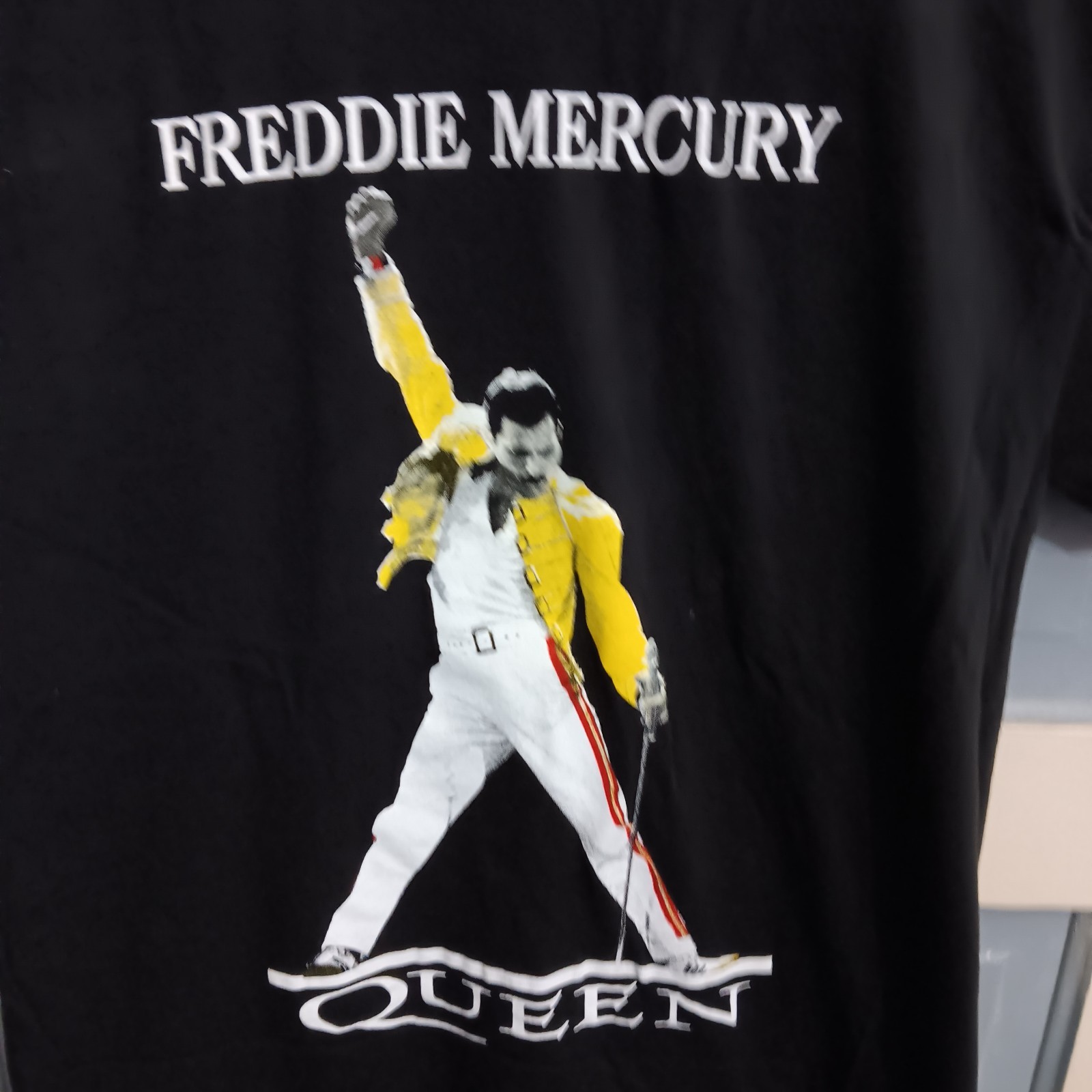 Suna Large Black Shirt Queen Freddie Mercury Yellow Jacket WN236