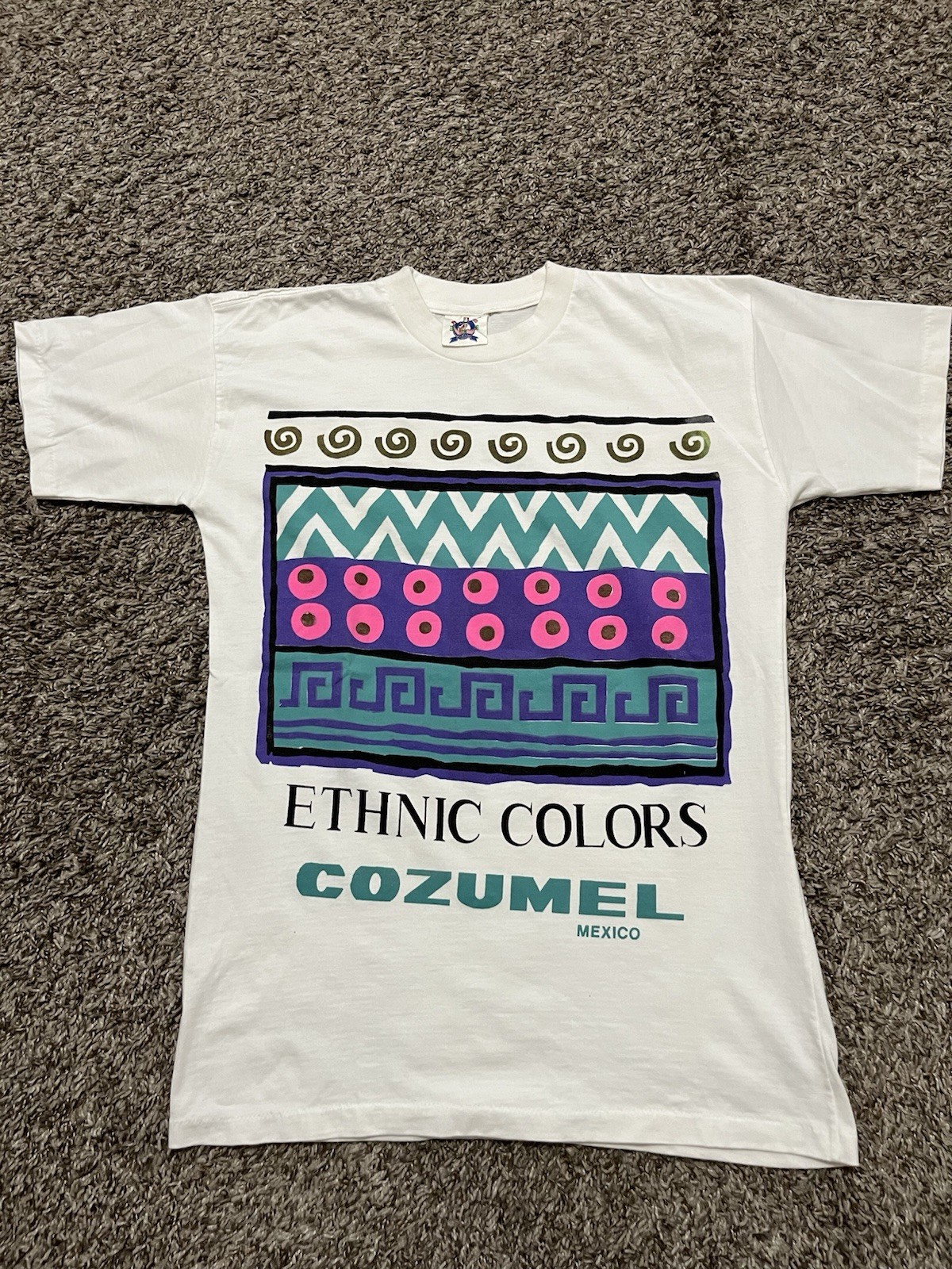 Vintage 90’s Single Stitch Ethnic Colors Cozumel Aztec Design T Shirt Sz Large