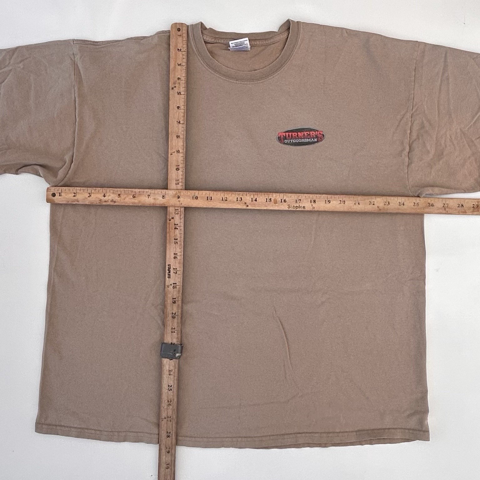 Vintage Turner’s Outdoorsman Guns Automatic Weapons Graphic T Shirt Men’s 2XL