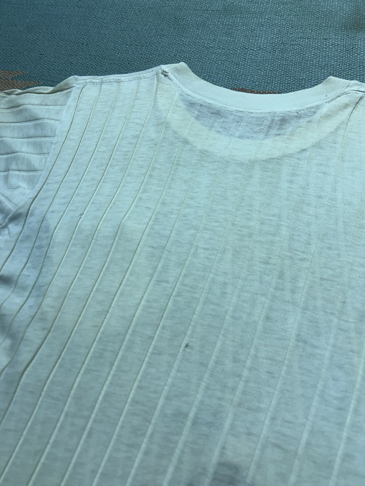 Vintage 40s 50s blank white pocket t shirt ribbed cotton distressed thrashed Med
