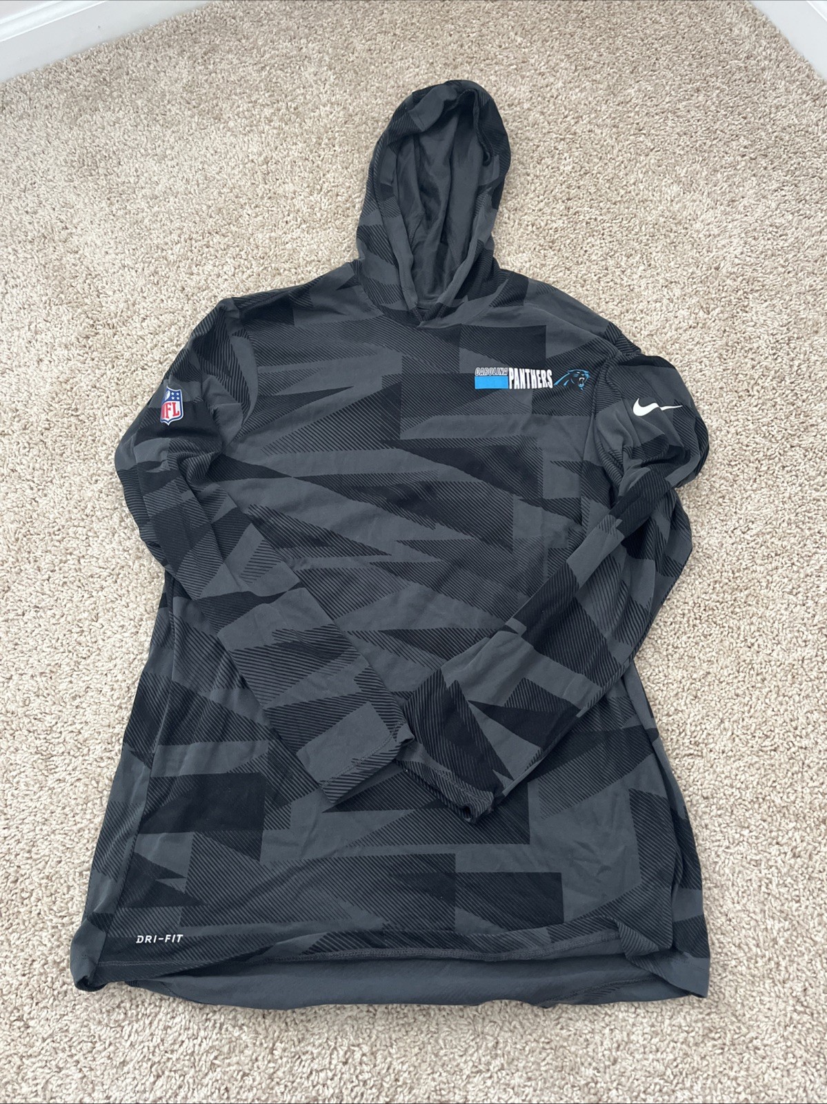 Size Large-Nike Dri-Fit Carolina Panthers Black Gray Hooded Long Sleeve Shirt