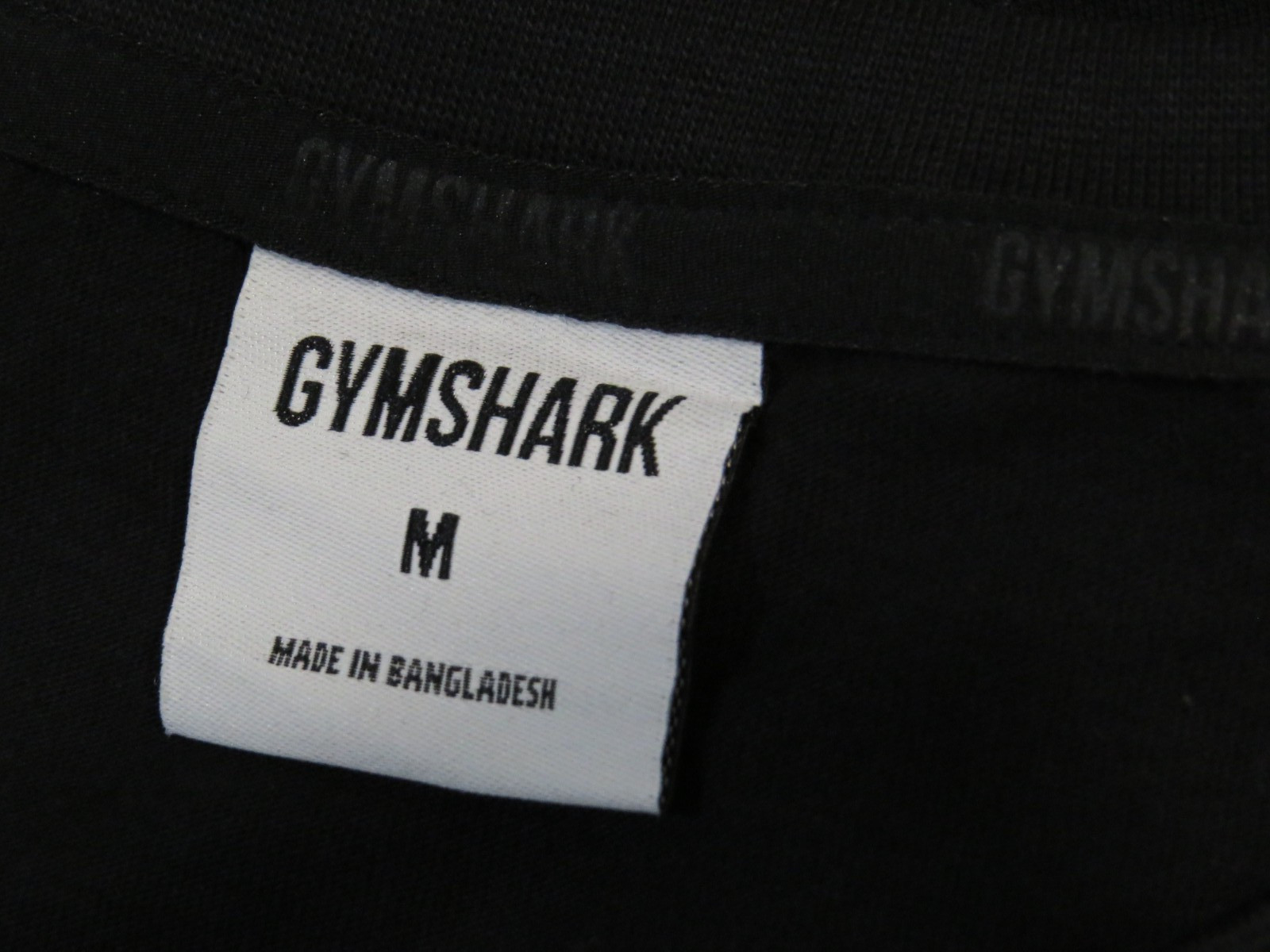 NEW Gymshark Crest Long Sleeve T-shirt SIZE Medium, Black, Embroidered Logo