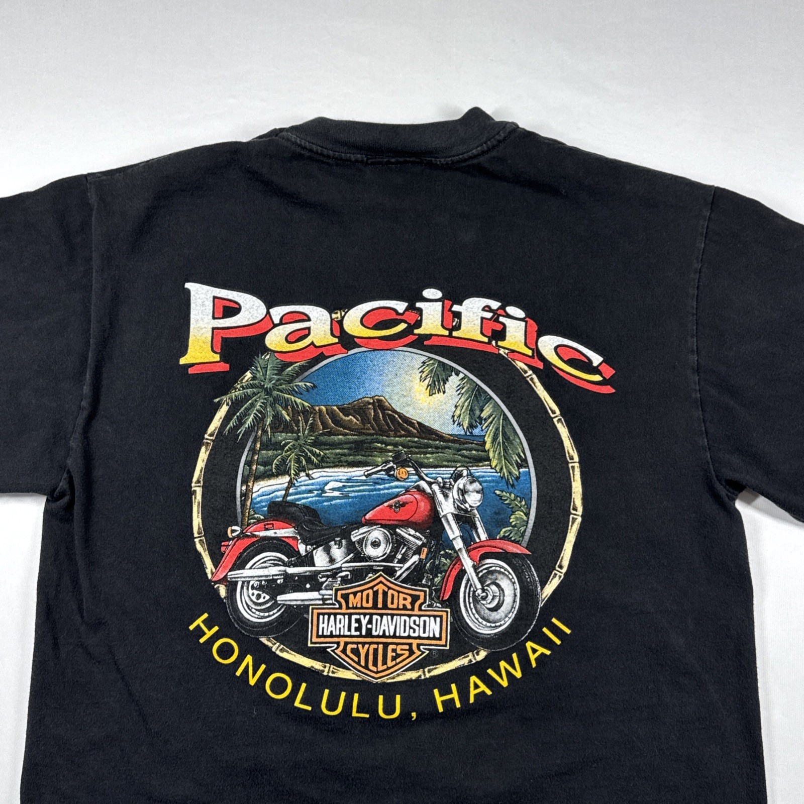 Vintage Harley Davidson 1996 Pacific Honolulu Long Sleeve T-Shirt Eagle Flag M