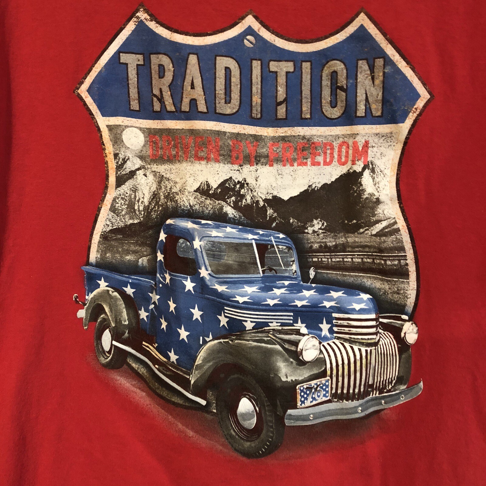Celebrate Patriotic Shirt Mens Large Red 100% Cotton Truck Tradition Freedom L