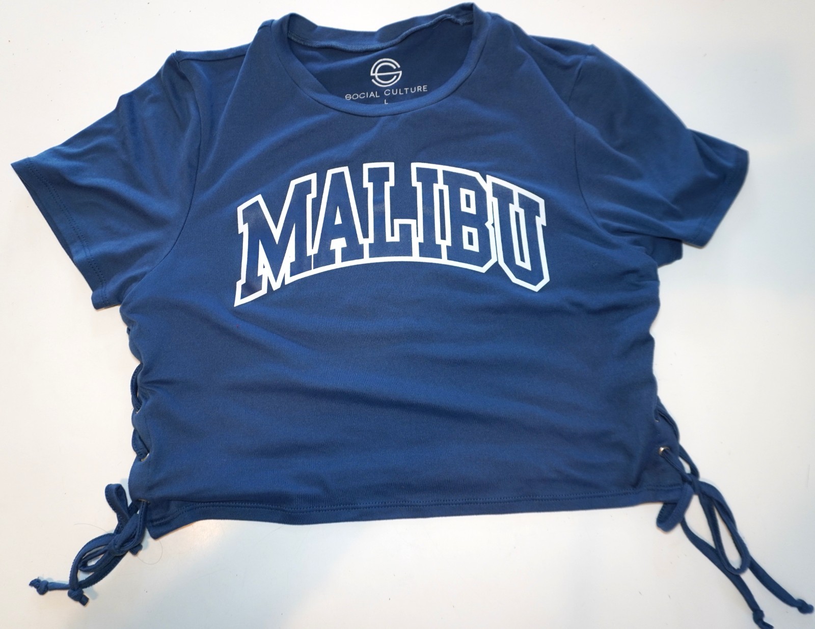 « MALIBU » CROP SHIRT WITH ADJUSTABLE SIDE TIES SIZE LARGE