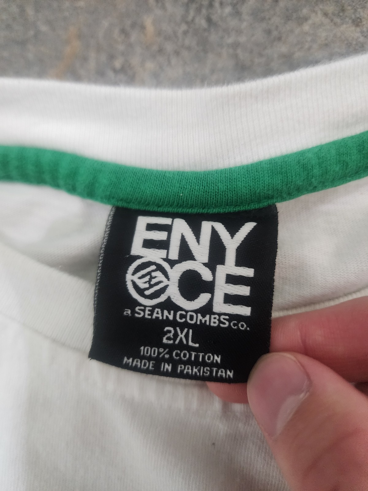 Vintage Y2K Enyce Men&rsquo;s 2XL 2009 Streetwear Hip Hop Skater White T Shirt