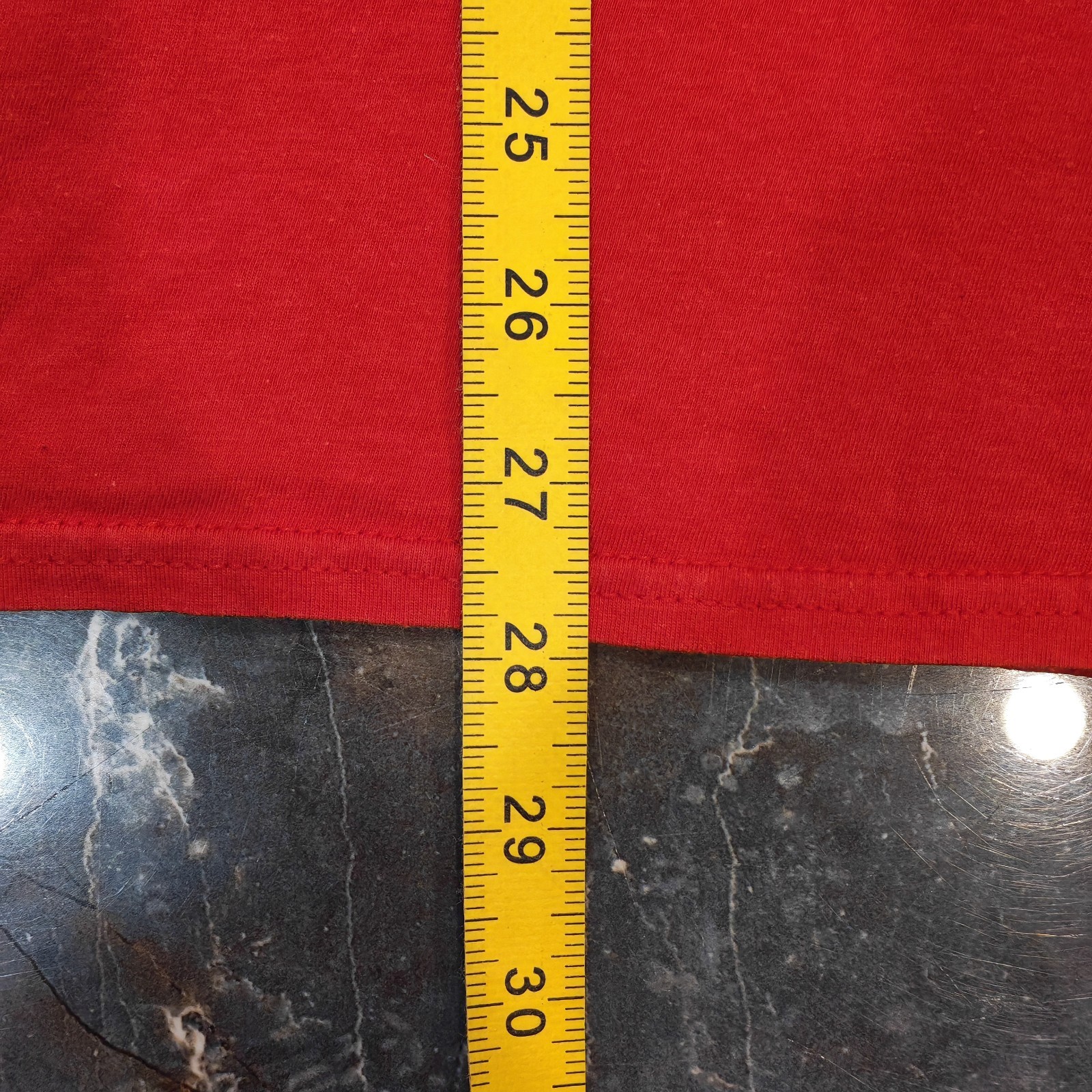 Blade Runner 2049 Red Graphic T-Shirt Adult Size L Sci-Fi Movie Graphic Tee