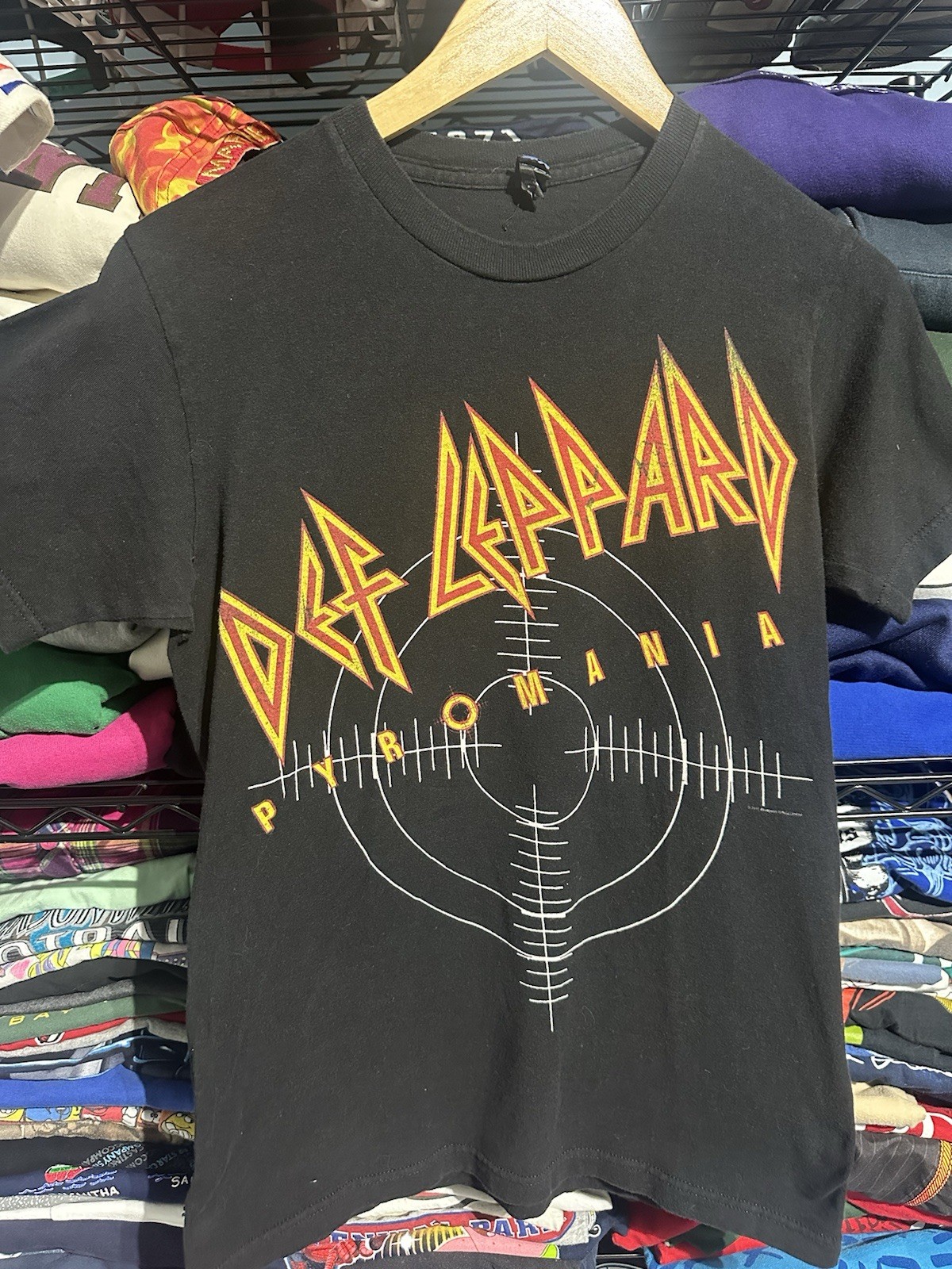 Vintage 2011 Def Leppard Pyromania Shirt Concert Tour Band Rock And Roll 90s 80s