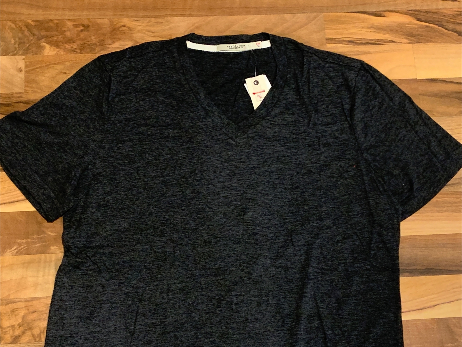 ABBOT & MAIN (Sz M or L) Men&rsquo;s Basic V-Neck Tee T-Shirt Tri Blend Casual, Gray C