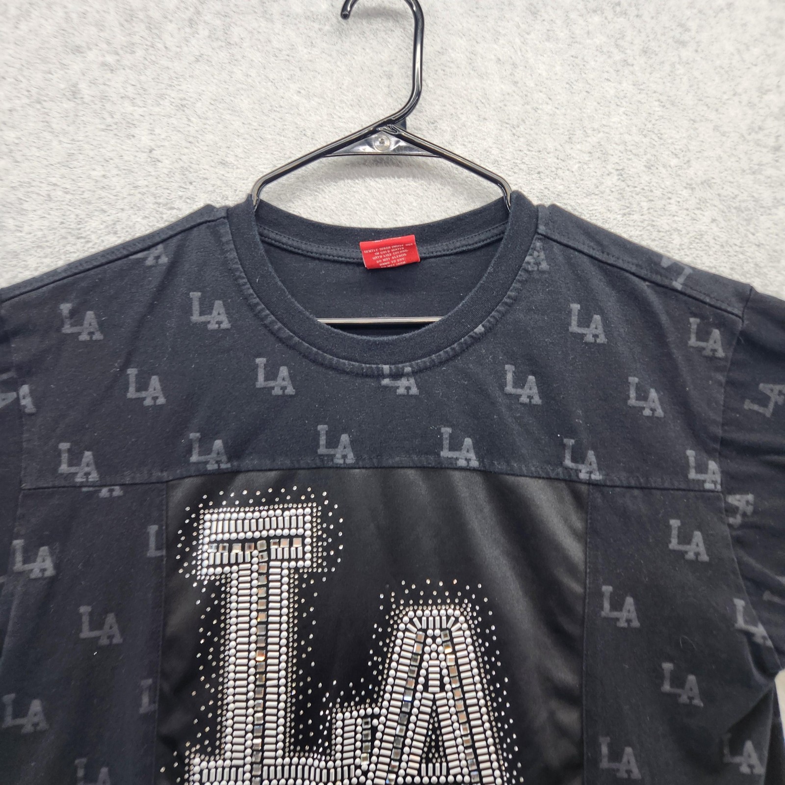 Victorious Shirt Mens XL Black LA Los Angeles Rhinestone All Over Print Tee