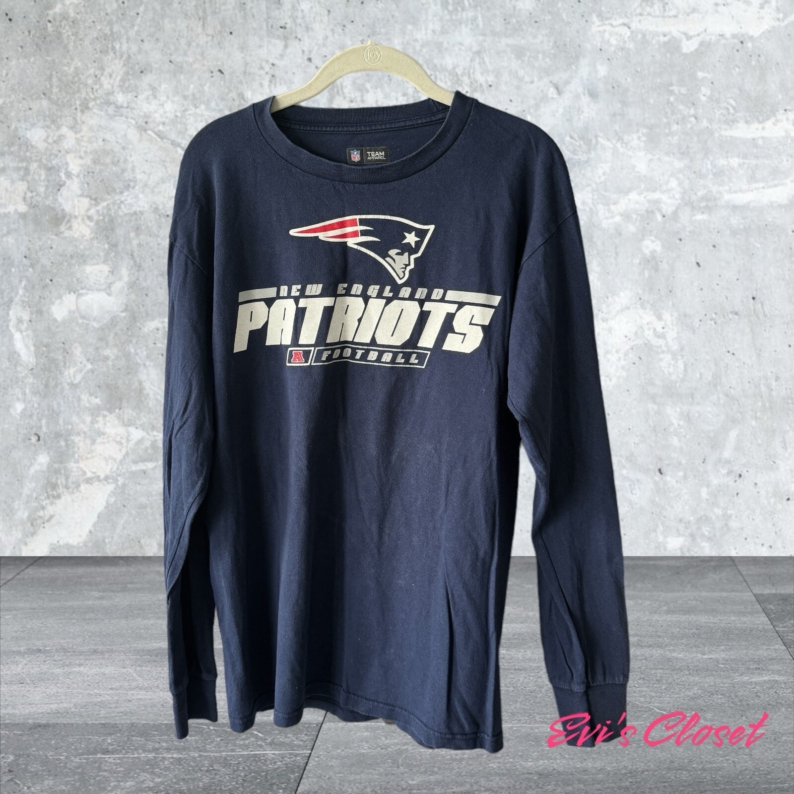 New England Patriots T Shirt Unisex Size M Long Sleeve Blue NFL Team Apparel