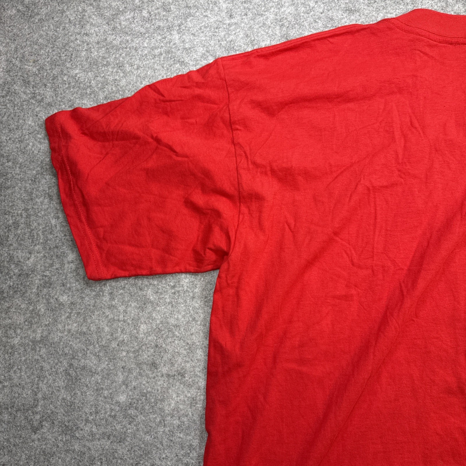 Dog Wearing Scarf Daniel Cremieux T-Shirt Red Men&rsquo;s XL Fashion Artist