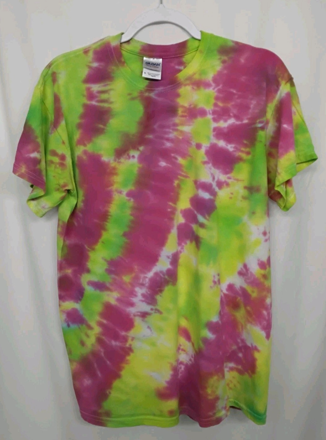 New Tie Dye Men&rsquo;s T-Shirt Medium Pink Yellow Multicolor Summer Swirl Spiral