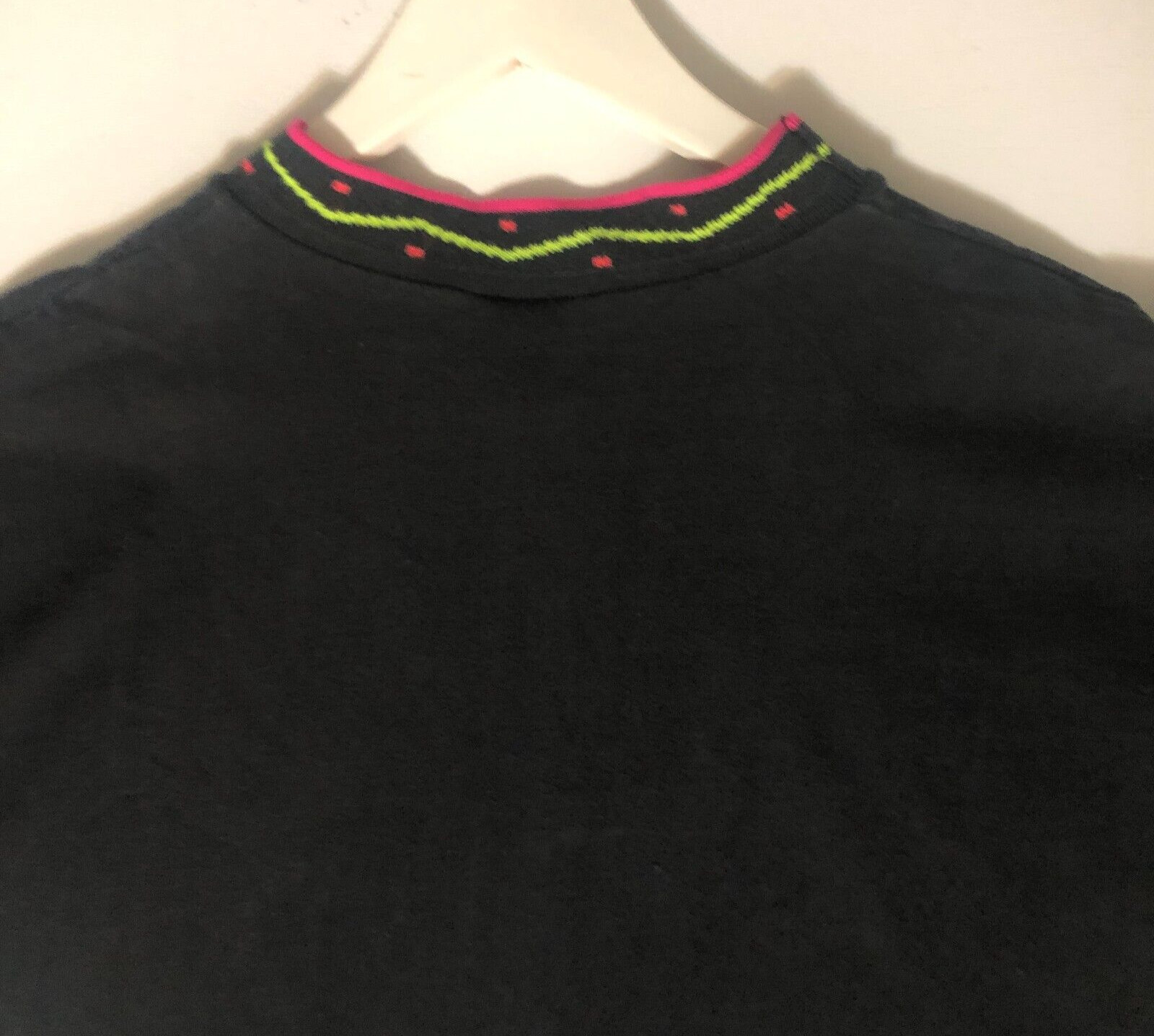 Vintage 80s Disney Wear Mickey Mouse Single-Stitch Shirt XL Ribbed Knit Collar