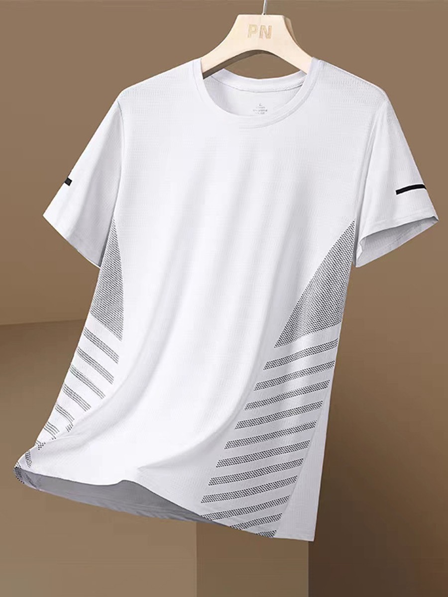 Breathable Men&rsquo;s Ice Silk Mesh T-shirt Round Neck Short Sleeve Fashion Style