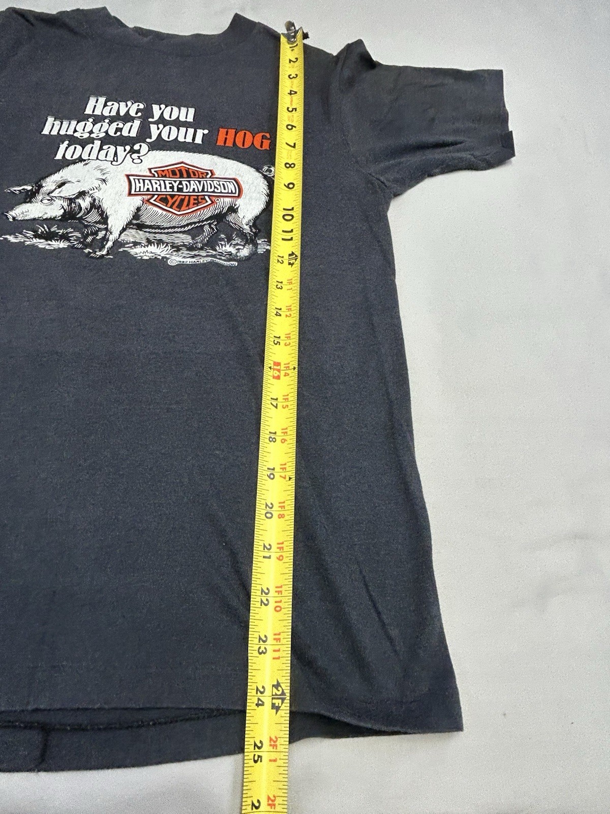 VTG 80&rsquo;s Harley Davidson T-Shirt Have You Hugged Your Hog Today Sz M 2 Sided