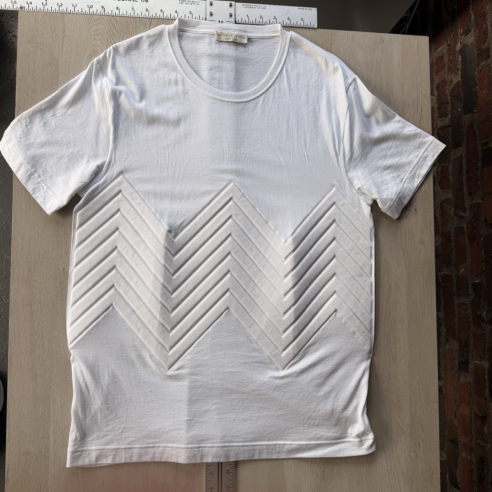 Bottega Veneta White Chevron Embossed Shirt Size 48 Luxury Tee Made In Italy