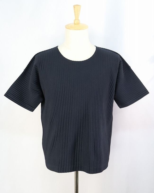 Authentic HOMME PLISSE ISSEY MIYAKE Navy Blue Men&rsquo;s Tee Top Size2 182 8121