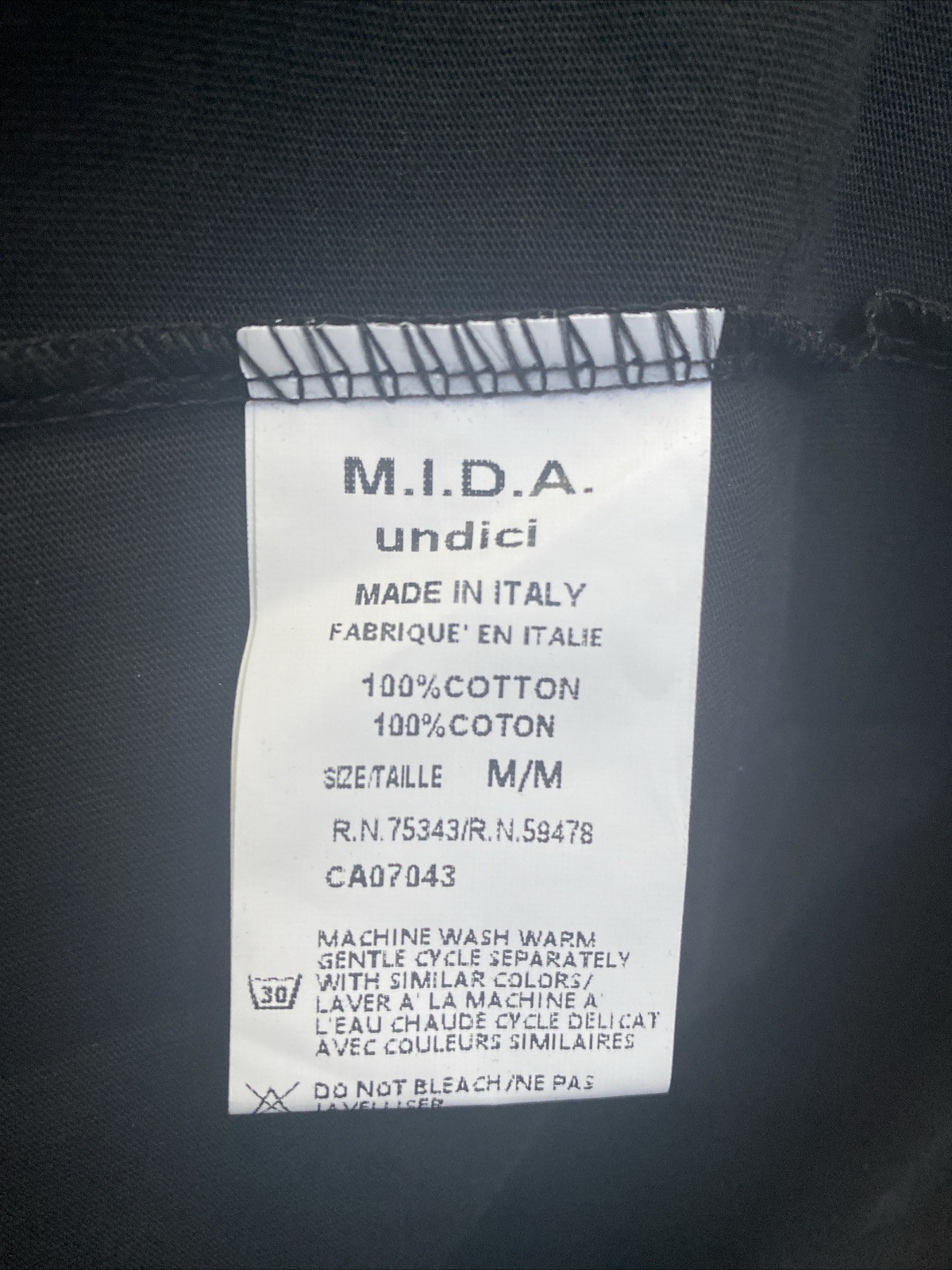 Mida Undici Italy Men&rsquo;s Medium Black T-Shirt Short Sleeve Crew Neck NWT