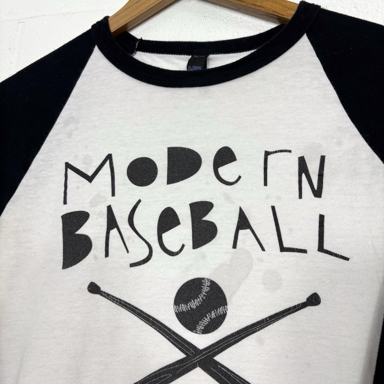 2010s Modern Baseball Raglan T-Shirt Indie Band Tour Tee Size XS