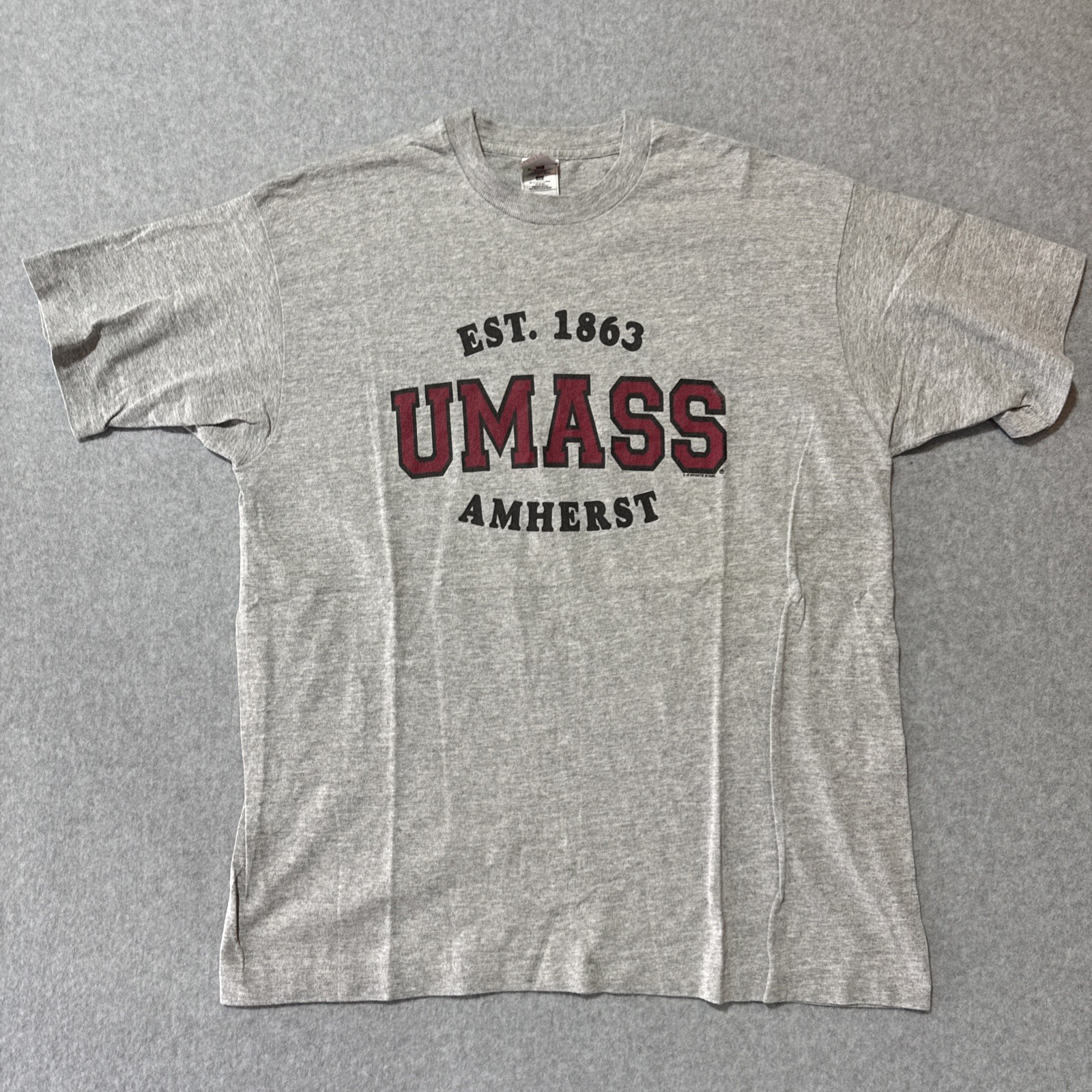 UMass T-shirt Men’s Extra Large Single Stitch Retro Collegiate 1996 Vintage 90s