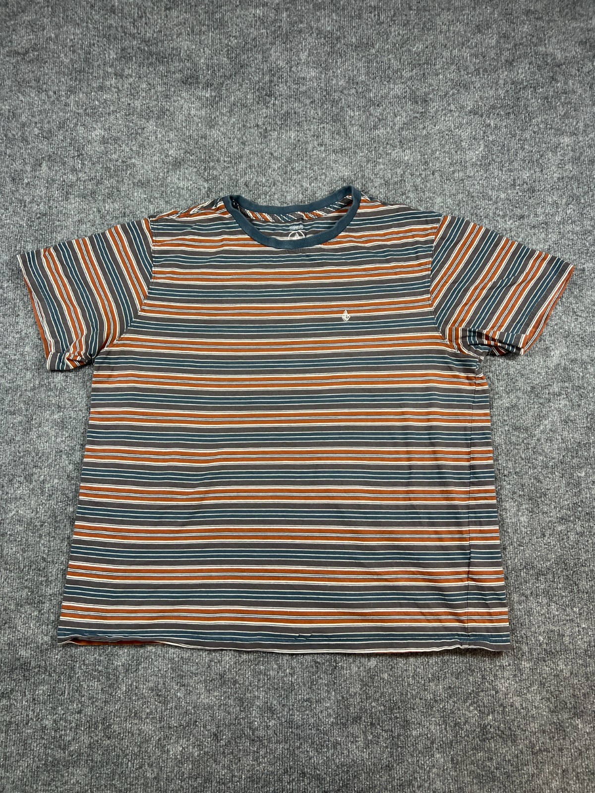 Volcom T Shirt Mens 2XL Multicolor Striped Cotton Modern Fit Logo Embroidered
