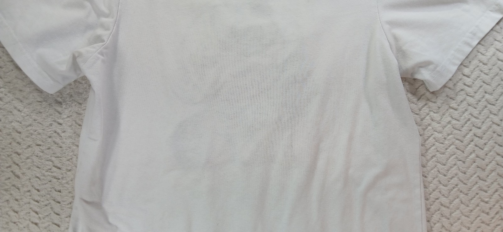 Fat Gaup – Size Small – Embroidered – Get Lucky – White T Shirt – 60/40 cot/poly