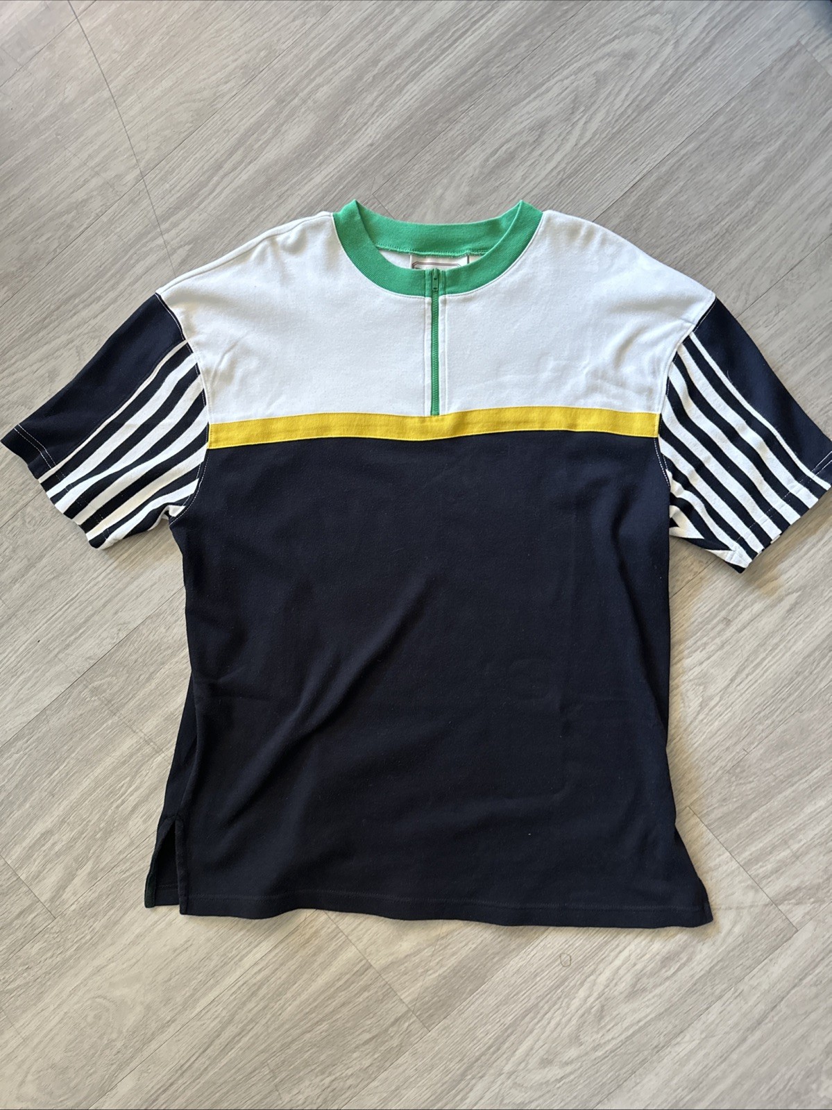 Vintage Men’s Pattern Tee Size Large