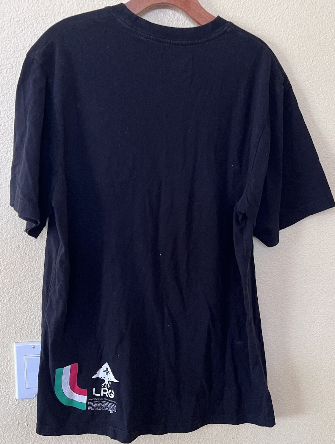 LRG Lifted Research Group TREE LOGO Men&rsquo;s Black T-Shirt Size L