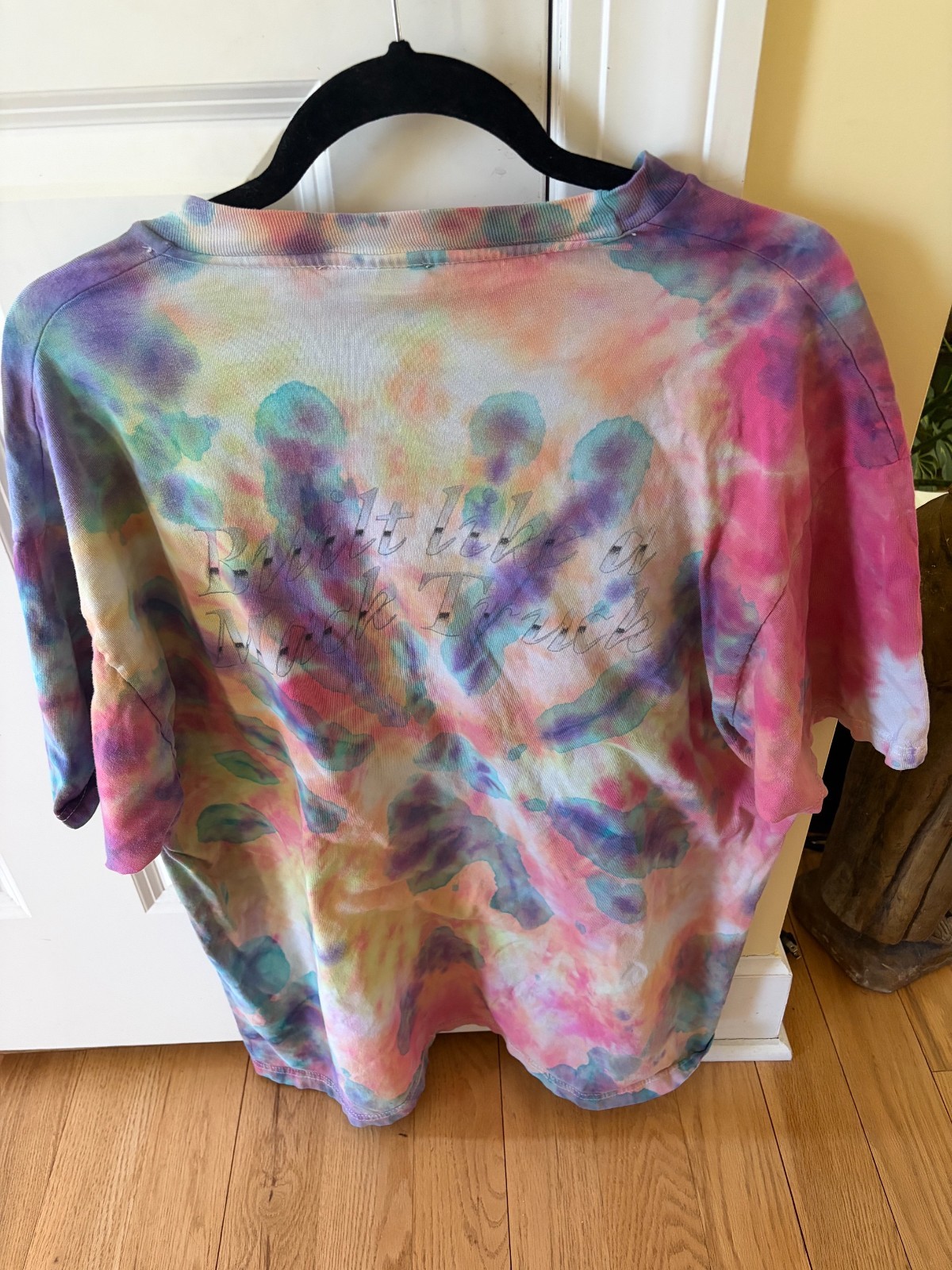 Mack Trucks Short Sleeve Shirt Size XL Tie Dye Bull dog Semi